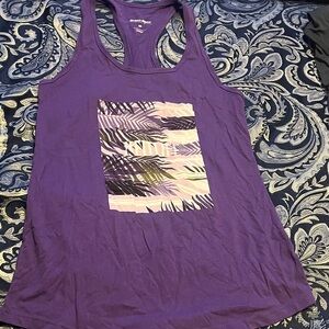 Muscle box Women's Graphic Purple Tank Top